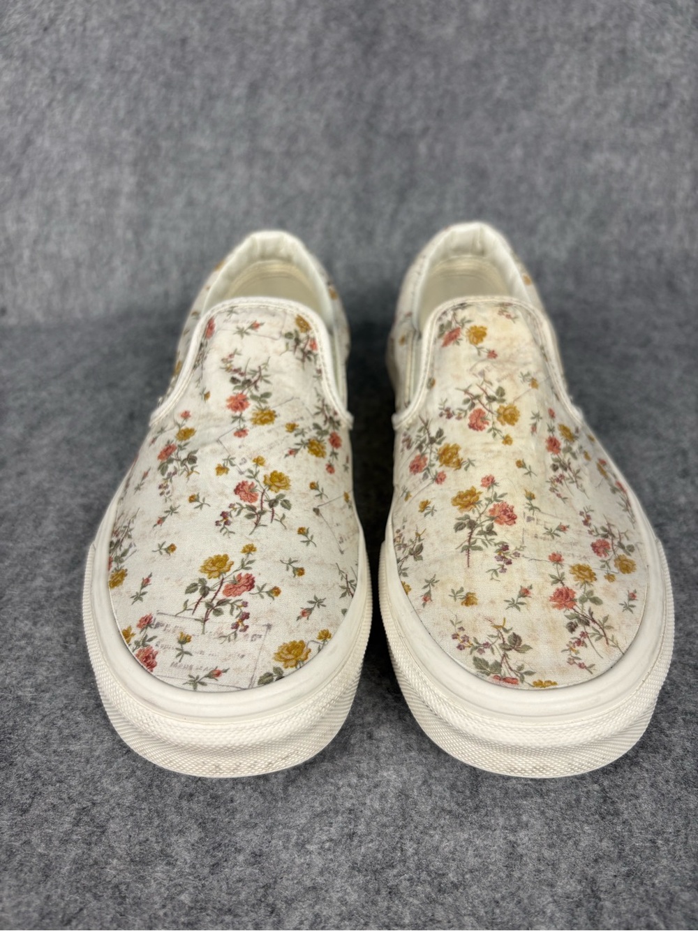 Vans Floral Classic Slip-On Sneakers Women’s 7